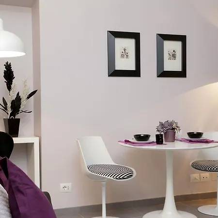 Residenza Romana Zucchelli شقة روما