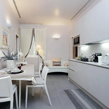 Residenza Romana Zucchelli شقة