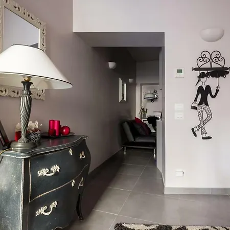 Residenza Romana Zucchelli شقة